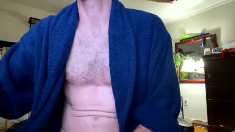 hungwell2111 online show from December 29, 7:39 am