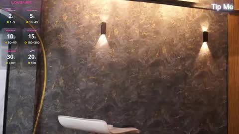 hunk_ryan online show from December 2, 1:36 pm