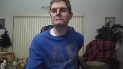 hunkmasclefad458 online show from December 18, 7:04 am