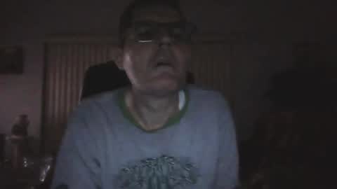 hunkmasclefad458 online show from June 7, 2:51 am
