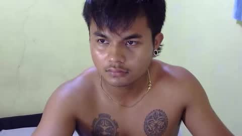 hunkyzeus online show from October 7, 10:41 am