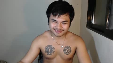 hunkyzeus online show from January 6, 6:03 am