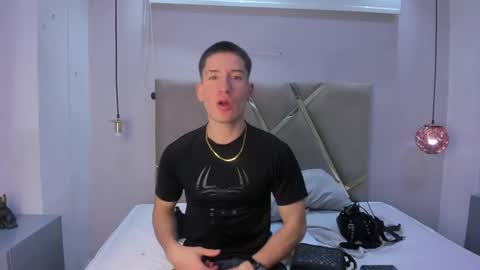 hunterheat_ online show from October 12, 12:21 pm