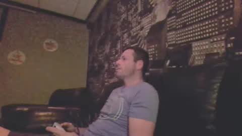 Snapshot of hurley7890 chatting on October 22, 2:37 am hurley7890 online show from October 22, 2:37 am