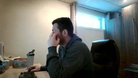 hurley7890 online show from February 5, 6:15 pm