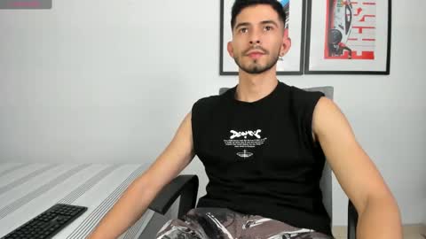 Snapshot of iamgdaniel chatting on March 7, 11:47 pm  INDEPENDENT MODEL online show from March 7, 11:47 pm