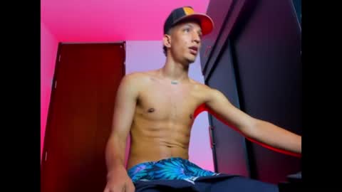 iamricardo_x online show from July 1, 2:01 am