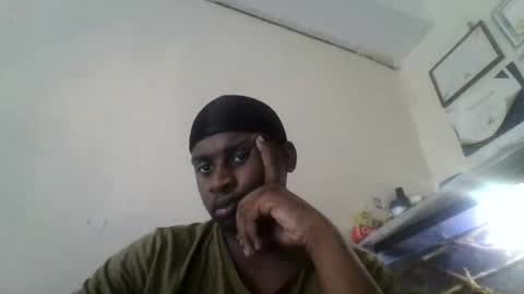 iamryan995442 online show from April 3, 7:21 pm