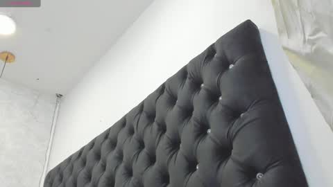 IAN CASTILLO online show from March 10, 11:12 am