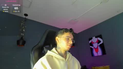 IAN CASTILLO online show from September 30, 11:25 am