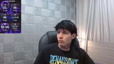 ian online show from November 5, 8:33 pm