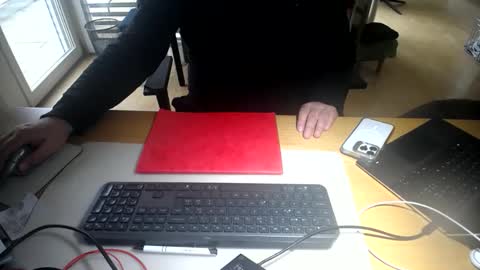 iandy12 online show from February 3, 1:05 pm