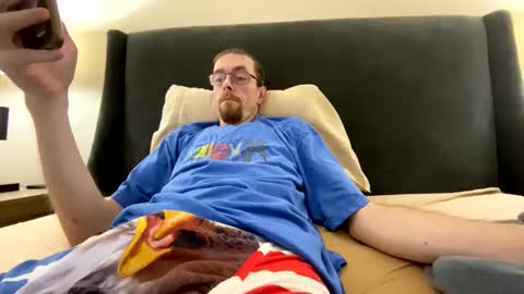 iceberg720 online show from March 4, 9:33 pm