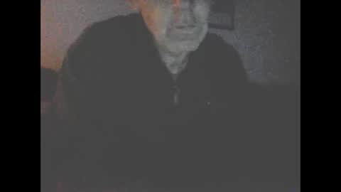 Snapshot of icemandude chatting on October 3, 9:53 pm icemandude online show from October 3, 9:53 pm