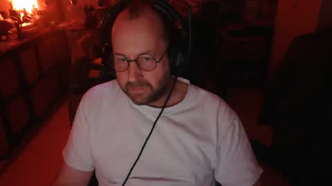 icum4ladies2021 online show from November 30, 8:22 pm