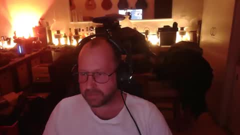 icum4ladies2021 online show from March 27, 12:48 am