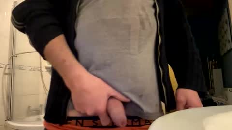 icums4u online show from November 5, 4:42 pm