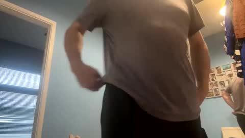 icums4u online show from December 3, 8:31 am