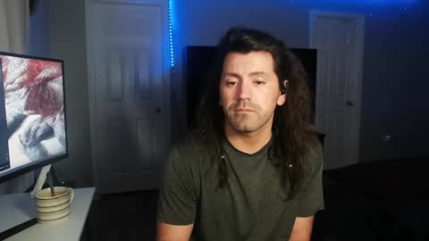 Snapshot of icy_ivy chatting on February 3, 7:29 am Ivan online show from February 3, 7:29 am