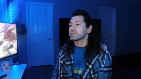 Snapshot of icy_ivy chatting on February 13, 12:21 pm Ivan online show from February 13, 12:21 pm