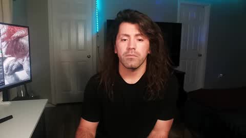 Snapshot of icy_ivy chatting on January 25, 8:31 am Ivan online show from January 25, 8:31 am