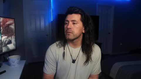 Snapshot of icy_ivy chatting on January 18, 8:52 am Ivan online show from January 18, 8:52 am