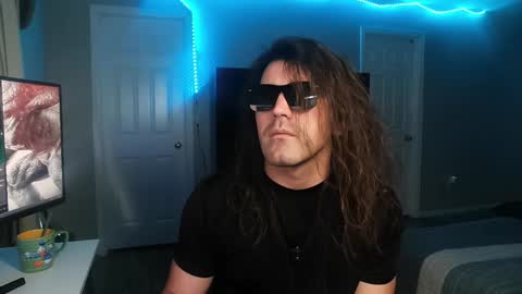 Snapshot of icy_ivy chatting on January 17, 3:12 am Ivan online show from January 17, 3:12 am