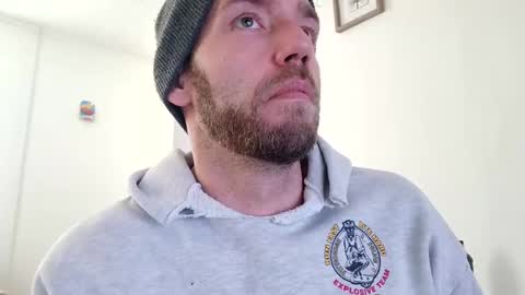 Snapshot of icyfucktoy chatting on February 5, 5:43 pm icyfucktoy online show from February 5, 5:43 pm