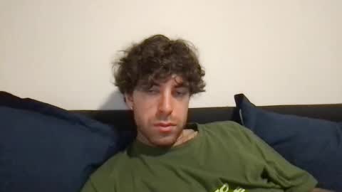 icyninesix online show from December 18, 1:07 pm