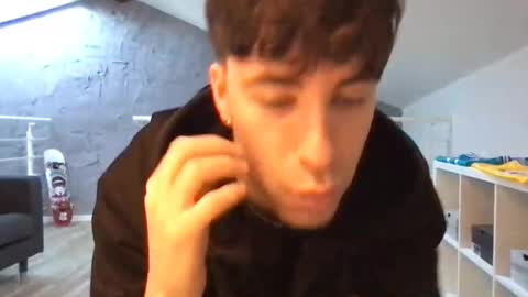 Snapshot of icyninesix chatting on January 3, 9:04 am icyninesix online show from January 3, 9:04 am