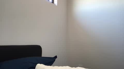 icyninesix online show from November 30, 2:57 am