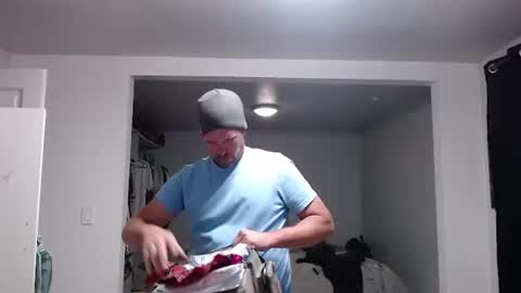 Snapshot of idiocracy517035 chatting on October 28, 7:22 am idiocracy517035 online show from October 28, 7:22 am