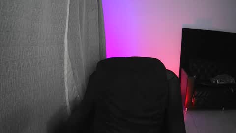 JENN GRECIA MILLER online show from September 17, 9:43 am