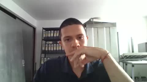 idris izan online show from October 30, 8:54 pm