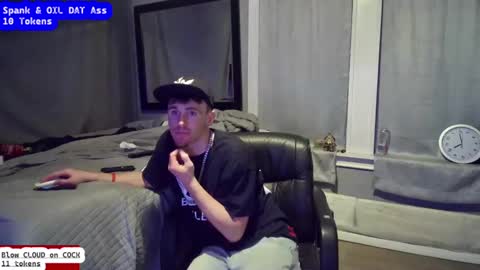 Amiri Roue online show from December 24, 6:33 am