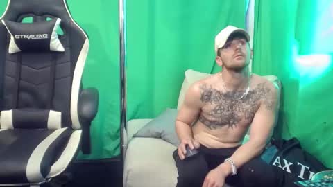 Amiri Roue online show from November 18, 2:54 pm