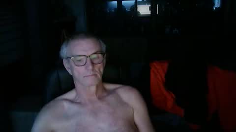 ikwiljeneuken123 online show from December 23, 6:00 am