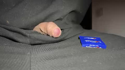 ilbender online show from March 8, 8:57 pm