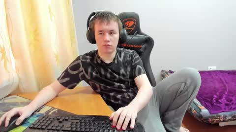 iliaskris online show from December 22, 10:23 am