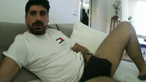 ilmangj90 online show from April 28, 9:36 am