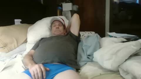 ilovetoshowoffagain online show from December 18, 10:28 pm