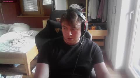 iloveyoutoo2000 online show from January 10, 2:55 pm