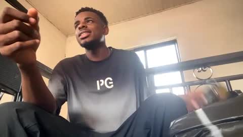 Snapshot of imaking01 chatting on January 28, 9:30 am imaking01 online show from January 28, 9:30 am