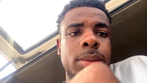 Snapshot of imaking01 chatting on December 9, 11:15 am imaking01 online show from December 9, 11:15 am