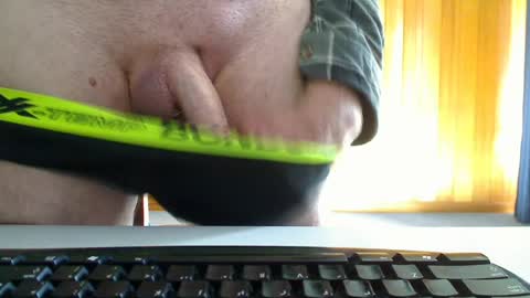 Aussie Guy online show from June 25, 2:03 am