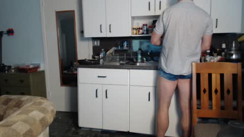 Mark online show from December 15, 7:10 pm