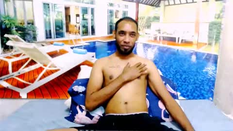 Snapshot of indianmagicmike69 chatting on October 23, 7:23 am indianmagicmike69 online show from October 23, 7:23 am