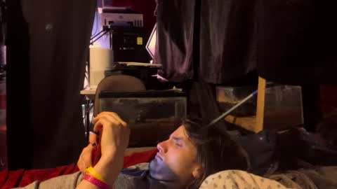 inmecum online show from April 4, 4:09 am