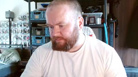 twitter theirishman205 online show from March 2, 12:45 pm