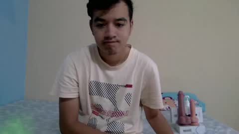 irondante01 online show from April 17, 12:08 pm